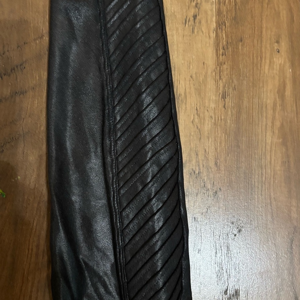 SPANX Black Shiny Leggings - Picture 5 of 5